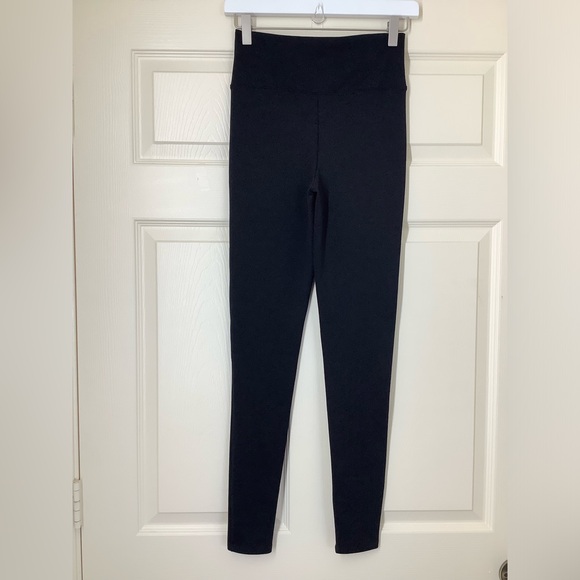 Assets by Spanx Ponte Shaping Leggings Size S Black - Picture 3 of 5